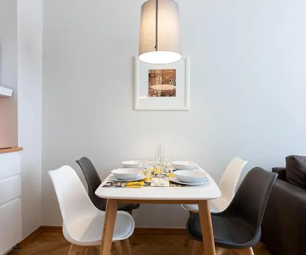 Brokilon House Apartamento