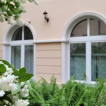 Апартаменты Brokilon House