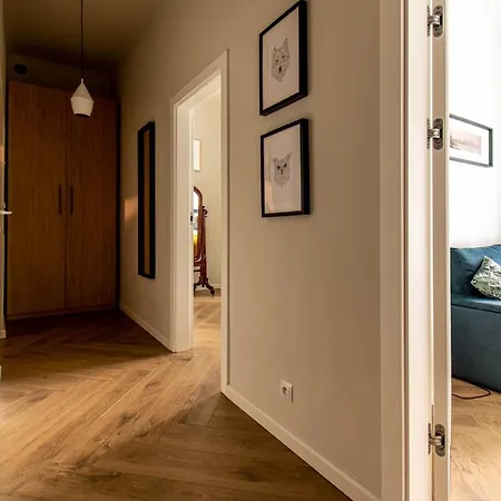 Апартаменты Brokilon House *